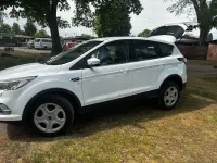Usado Ford Kuga Trend 120 HP (88 kW) 2019 Branco SUV