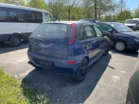 Usata Opel Corsa 75 CV (55 kW) 2003 Blu Utilitaria