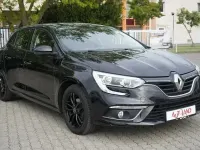 Gebraucht Renault Mégane 132 PS (97 kW) 2019 Schwarz Limousine