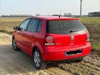 Gebraucht VW Polo Trendline 60 PS (44 kW) 2009 Rot Kleinwagen