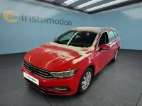 Gebraucht VW Passat 122 PS (89 kW) 2023 Rot Kombi