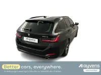 Gebraucht BMW 320 Sport Line 163 PS (119 kW) 2023 Schwarz ii Kombi
