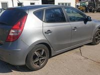 Gebraucht Hyundai i30 90 PS (66 kW) 2012 Limousine