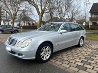 Gebraucht Mercedes E220 Elegance 150 PS (110 kW) 2005 Grau Kombi