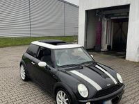 Used Mini Cooper 116 HP (85 kW) 2004 Black Hatchback