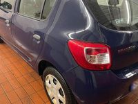 Gebraucht Dacia Sandero 73 PS (53 kW) 2015 Blau Limousine