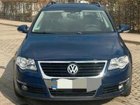Gebraucht VW Passat 115 PS (84 kW) 2006 Blau Kombi