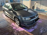 Second-hand VW Jetta 105 CP (77 kW) 2012 Gri Berlinǎ