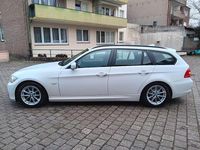Gebraucht BMW 320 Efficient Dynamics 163 PS (119 kW) 2011 Weiß Kombi