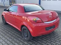 Gebraucht Opel Tigra 90 PS (66 kW) 2003 Rot Cabrio