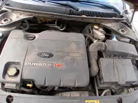 Usado Ford Mondeo 147 CV (108 kW) 2006 Plateado Familiar