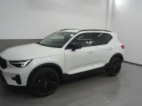 Gebraucht Volvo XC40 Plus 163 PS (119 kW) 2025 Weiß SUV