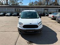 Gebraucht Ford Tourneo Courier 101 PS (74 kW) 2015 Weiß Van / Kleinbus