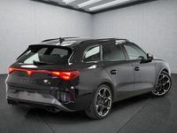 Second-hand Cupra Leon 333 CP (244 kW) 2025 Negru Break