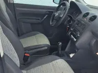 Używany VW Caddy Maxi 102 KM (75 kW) 2012 Biały Minivan