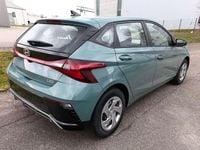 Neu Hyundai i20 Select 90 PS (66 kW) 2025 Mangrove green mineraleffekt Kleinwagen