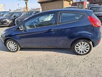 Gebraucht Ford Fiesta Ambiente 60 PS (44 kW) 2009 Blau Kleinwagen