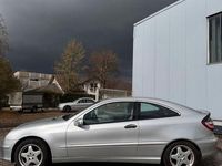 Gebraucht Mercedes C200 163 PS (119 kW) 2004 Silber Coupé