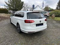 Gebraucht VW Passat Highline 190 PS (139 kW) 2018 Weiß Kombi