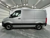 Używany Mercedes Sprinter 114 KM (83 kW) 2019 Srebrny Van