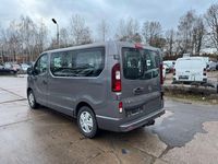 Gebraucht Opel Vivaro 140 PS (102 kW) 2015 Grau Van / Kleinbus