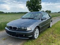 Gebraucht BMW 318 142 PS (104 kW) 2002 Grau Coupé