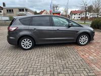 Gebraucht Ford S-MAX Trend 150 PS (110 kW) 2020 Grau Van / Kleinbus