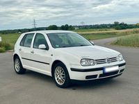 Gebraucht VW Golf IV 100 PS (73 kW) 1999 Weiß Kleinwagen