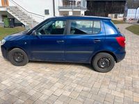 Gebraucht Skoda Fabia 60 PS (44 kW) 2009 Blau Kleinwagen