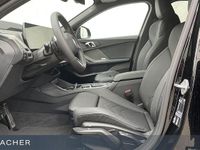 Neu BMW 120 Basis 170 PS (125 kW) 2025 Saphirschwarz metallic Kleinwagen