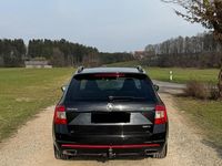 Second-hand Skoda Octavia RS 184 CP (135 kW) 2015 Negru Hatchback