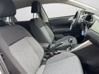 Gebraucht VW Polo Move 95 PS (69 kW) 2024 Ascotgrau Kleinwagen