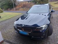 Gebraucht BMW 520 197 PS (144 kW) 2015 Blau Kombi