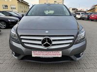 Gebraucht Mercedes B180 122 PS (89 kW) 2014 Grau Van / Kleinbus