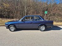 Gebraucht BMW 318 102 PS (75 kW) 1987 Blau