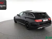 Używany Mercedes E400 340 KM (250 kW) 2020 Czarny Kombi