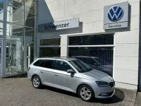 Gebraucht Skoda Fabia Ambition 95 PS (69 kW) 2022 Stribrna brilliant/ brilliant Kleinwagen