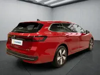 Używany VW Passat 150 KM (110 kW) 2025 Czerwony Kombi