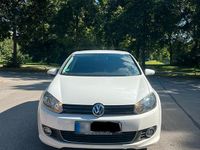 Usata VW Golf VI 90 CV (66 kW) 2011 Bianco Utilitaria