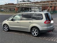 Gebraucht Ford Galaxy Titanium 175 PS (128 kW) 2009 Silber Van / Kleinbus