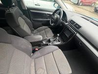 Używany Audi A4 2006 Niebieski Kombi