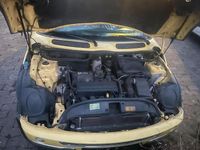 Second-hand Mini Cooper 115 CP (84 kW) 2002 Galben Hatchback