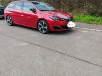 Gebraucht Peugeot 308 181 PS (133 kW) 2016 Rot Kombi