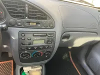 Gebraucht Ford Fiesta 60 PS (44 kW) 1998 Weiß Kleinwagen