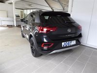 Second-hand VW T-Roc Style 150 CP (110 kW) 2023 Negru SUV