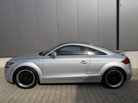 Gebraucht Audi TT Premium 170 PS (125 kW) 2011 Silber Coupé