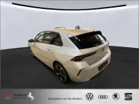 Gebraucht Opel Astra 131 PS (96 kW) 2024 Silber Kleinwagen