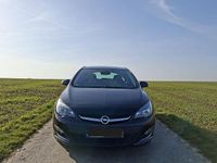 Gebraucht Opel Astra Active 140 PS (102 kW) 2013 Schwarz Limousine
