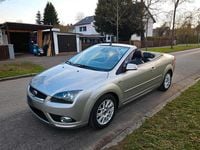 Gebraucht Ford Focus Cabriolet Titanium 145 PS (106 kW) 2007 Grau Cabrio
