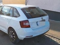 Gebraucht Skoda Rapid 95 PS (69 kW) 2019 Weiß Kleinwagen